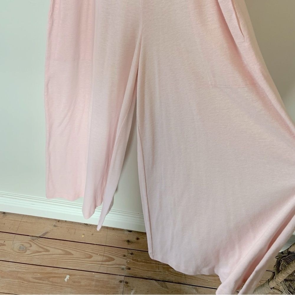 FREE PEOPLE FP Beach Homecoming Wide Leg Smocked Romper Jumpsuit Blush Pink XS - Picture 6 of 13